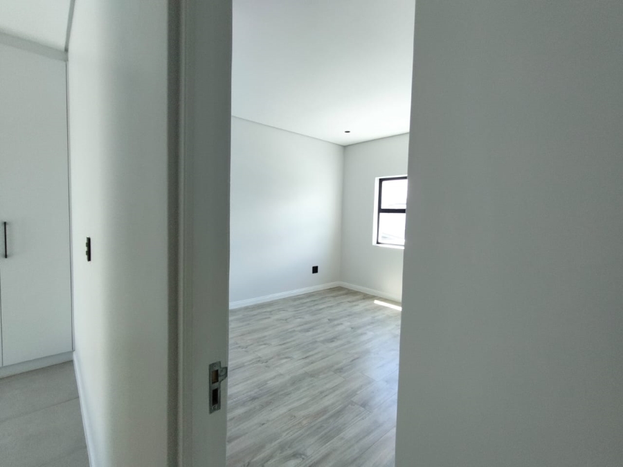 4 Bedroom Property for Sale in Sandown Western Cape